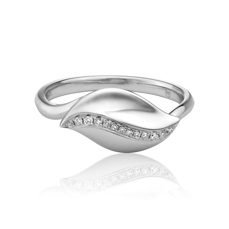 White Gold Horizontal Wave Diamond Ring